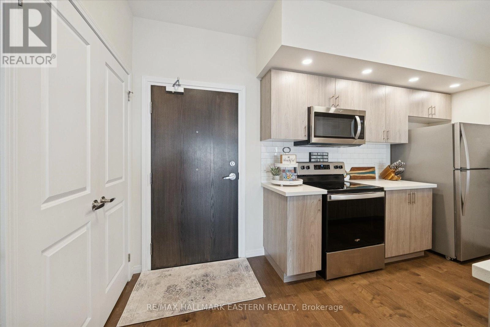 #106 - 340 Florence Drive, Peterborough, Ontario  K9J 0K4 - Photo 6 - X12528418