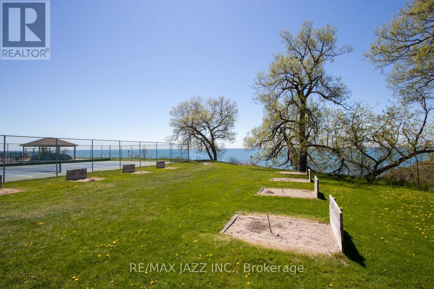 213 Wilmot Trail, Clarington, Ontario L1B 1A9 - Photo 18 - E12532854