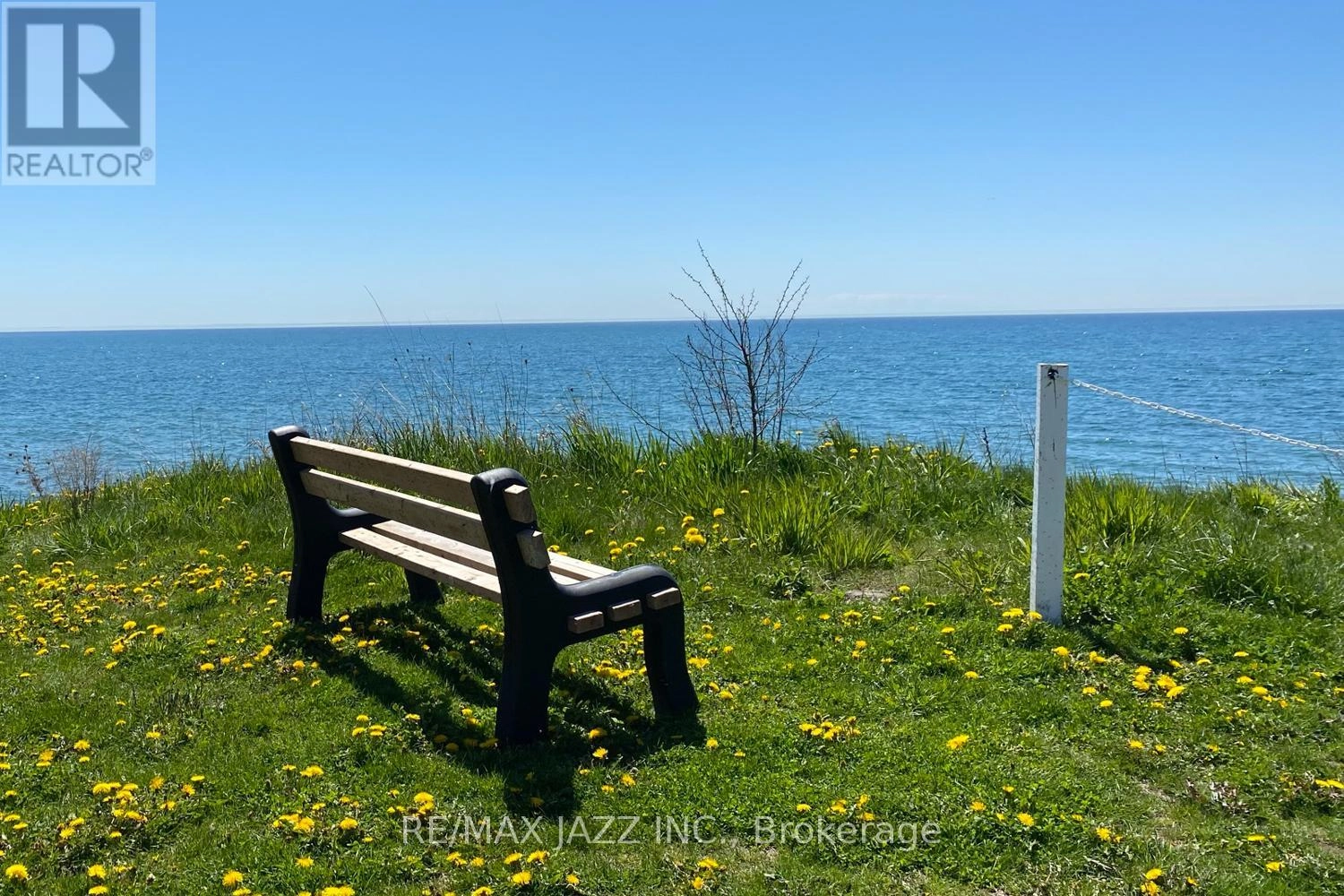 213 Wilmot Trail, Clarington, Ontario L1B 1A9 - Photo 38 - E12532854