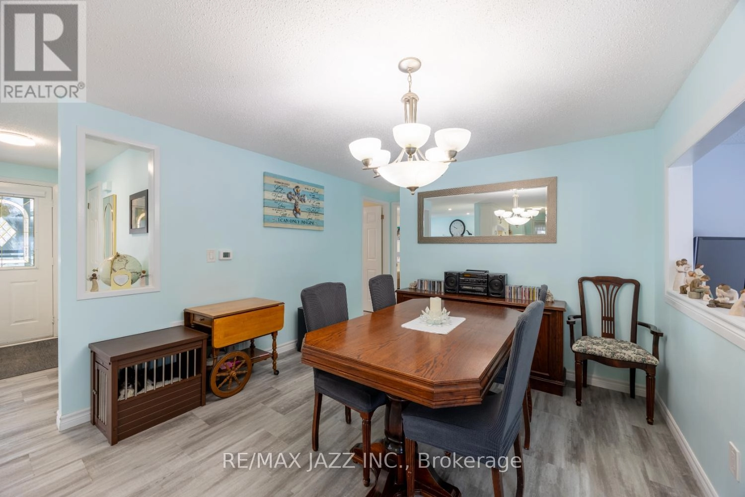 213 Wilmot Trail, Clarington, Ontario L1B 1A9 - Photo 5 - E12532854