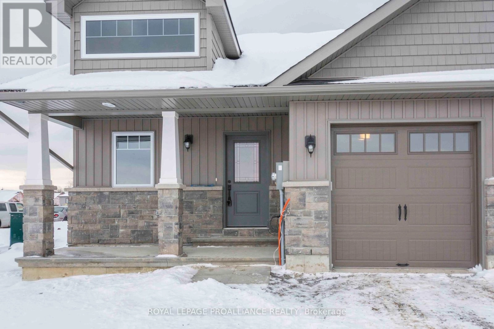 117 Farrington Crescent, Prince Edward County, Ontario  K0K 2T0 - Photo 2 - X12534336