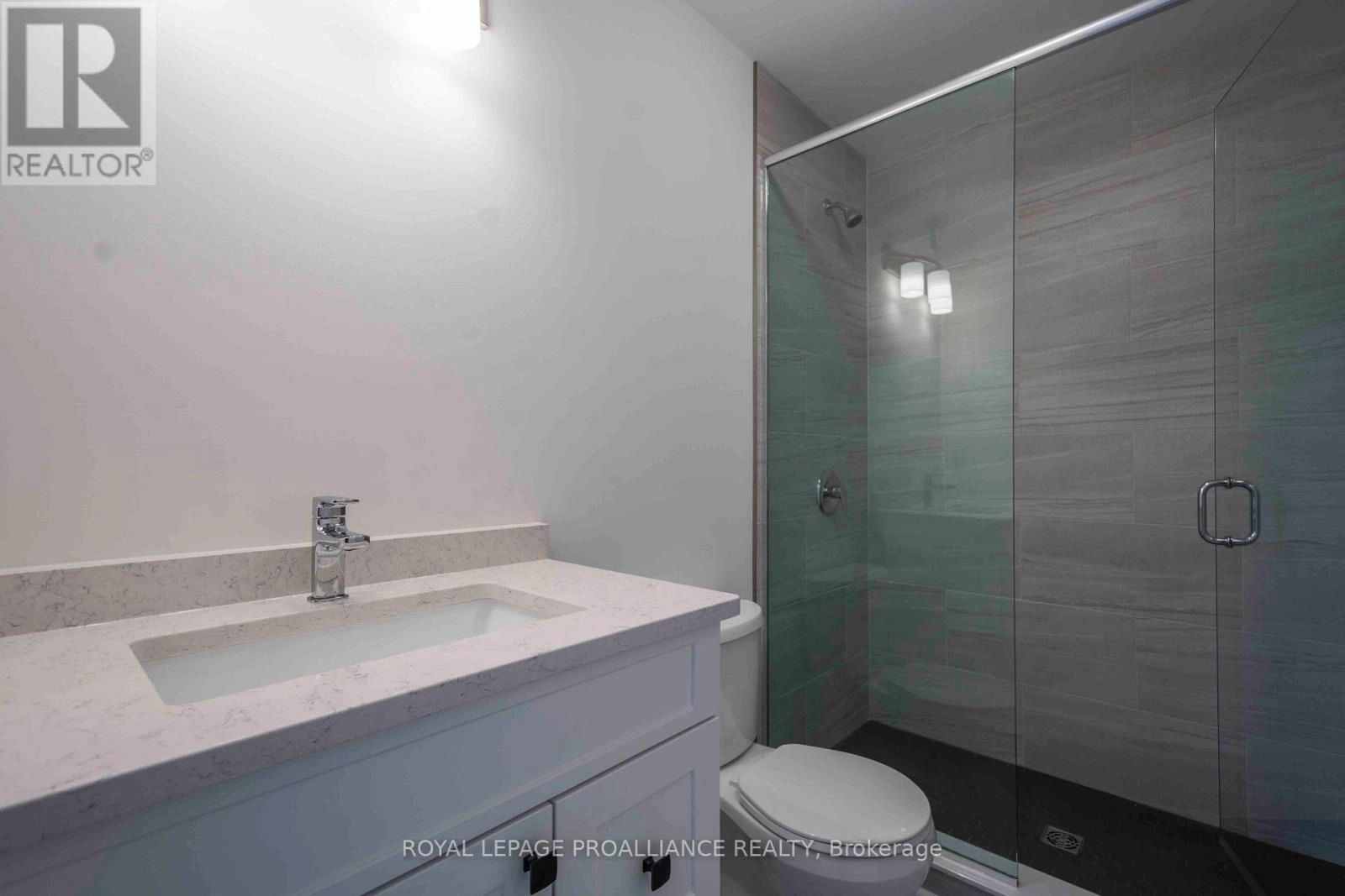 121 Farrington Crescent, Prince Edward County, Ontario  K0K 2T0 - Photo 13 - X12534456