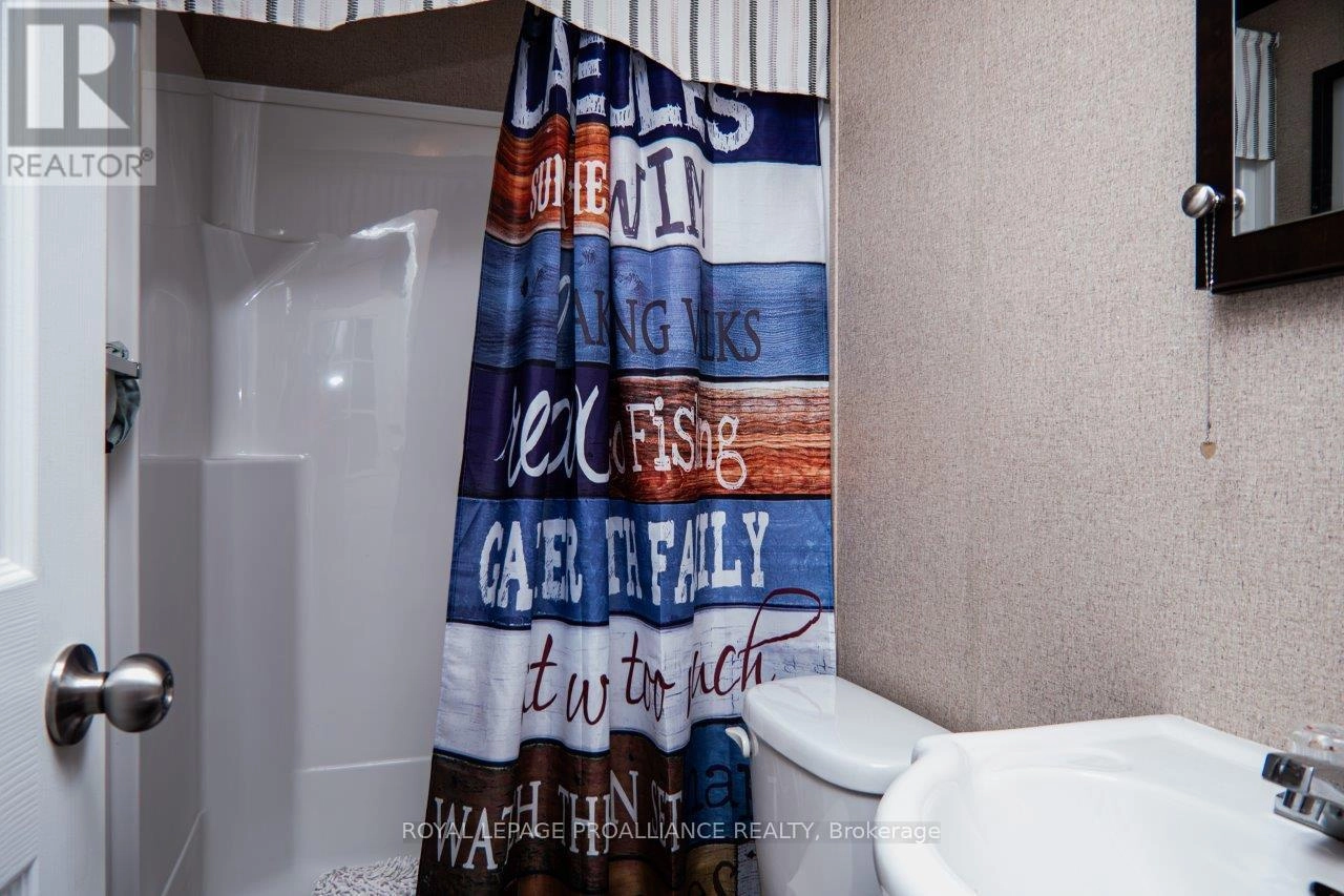 486 Cty Rd 18-12 Park Meadow Lane, Prince Edward County, Ontario  K0K 1P0 - Photo 10 - X12536902