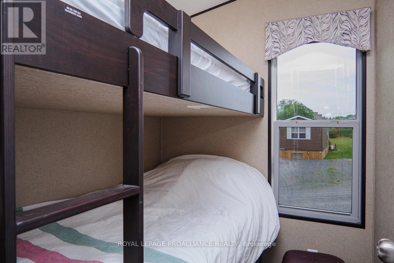 486 Cty Rd 18-12 Park Meadow Lane, Prince Edward County, Ontario  K0K 1P0 - Photo 12 - X12536902