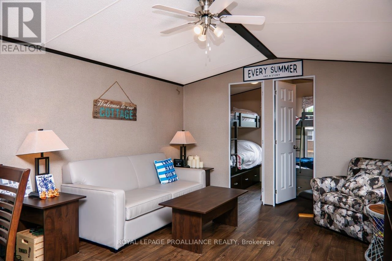 486 Cty Rd 18-12 Park Meadow Lane, Prince Edward County, Ontario  K0K 1P0 - Photo 17 - X12536902