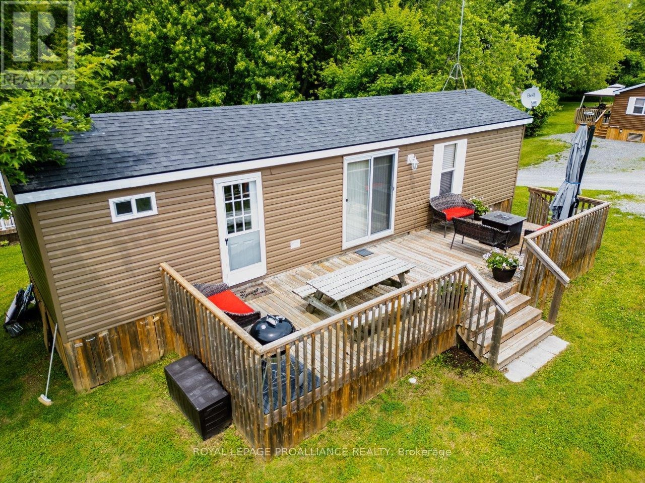 486 Cty Rd 18-12 Park Meadow Lane, Prince Edward County, Ontario  K0K 1P0 - Photo 20 - X12536902