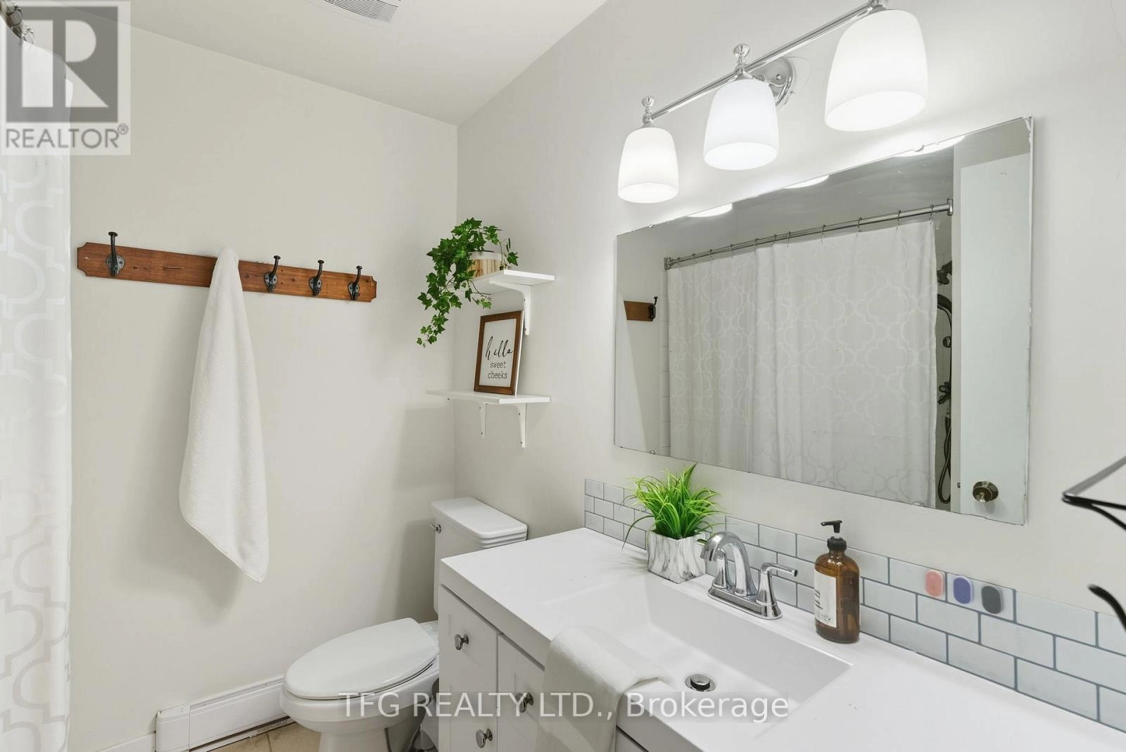 66 Parklane Circle, Clarington, Ontario L1C 3V9 - Photo 32 - E12537252