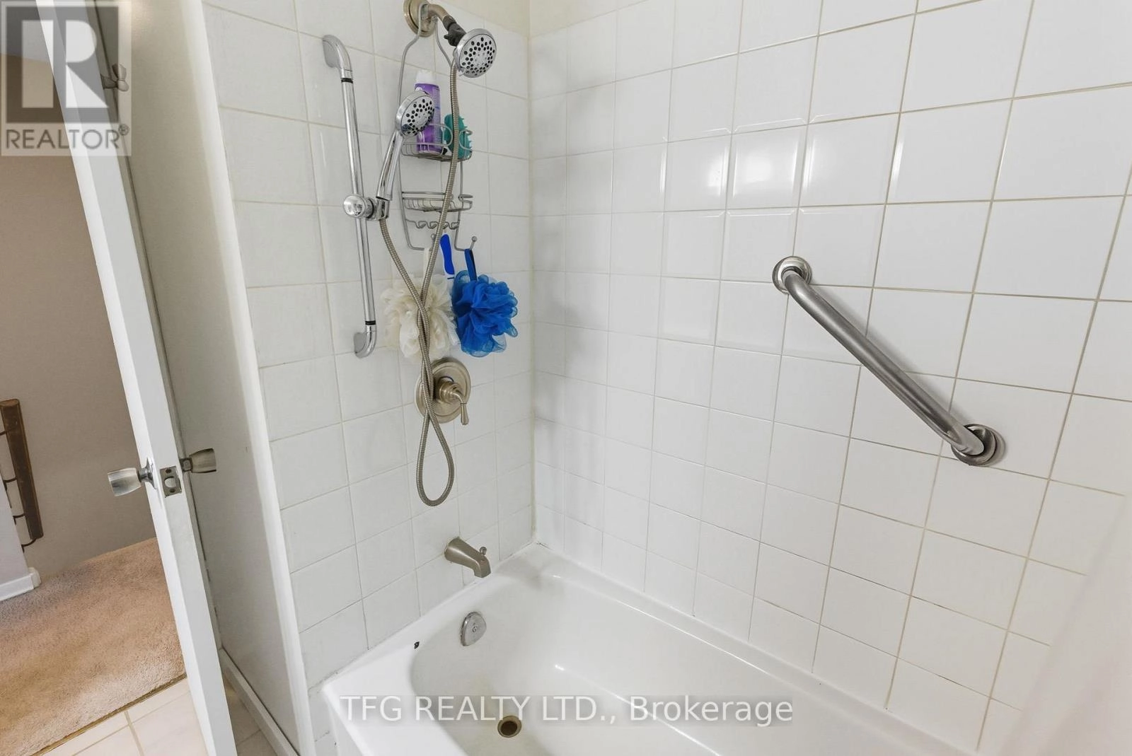 66 Parklane Circle, Clarington, Ontario L1C 3V9 - Photo 33 - E12537252