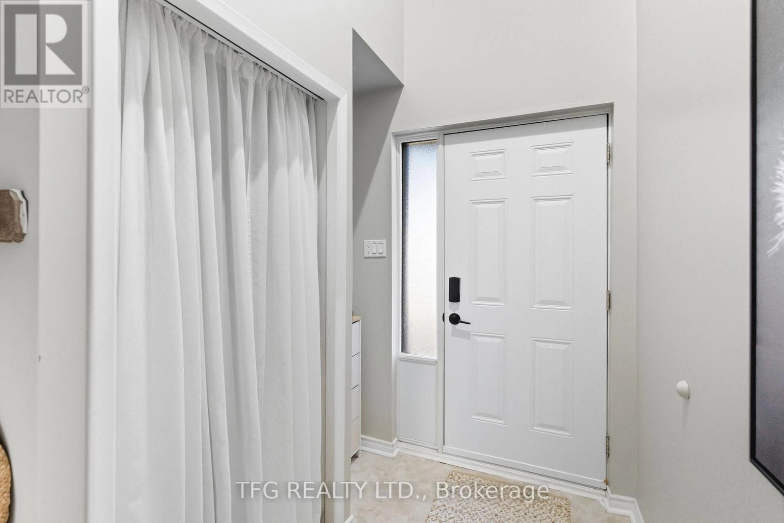 66 Parklane Circle, Clarington, Ontario L1C 3V9 - Photo 7 - E12537252