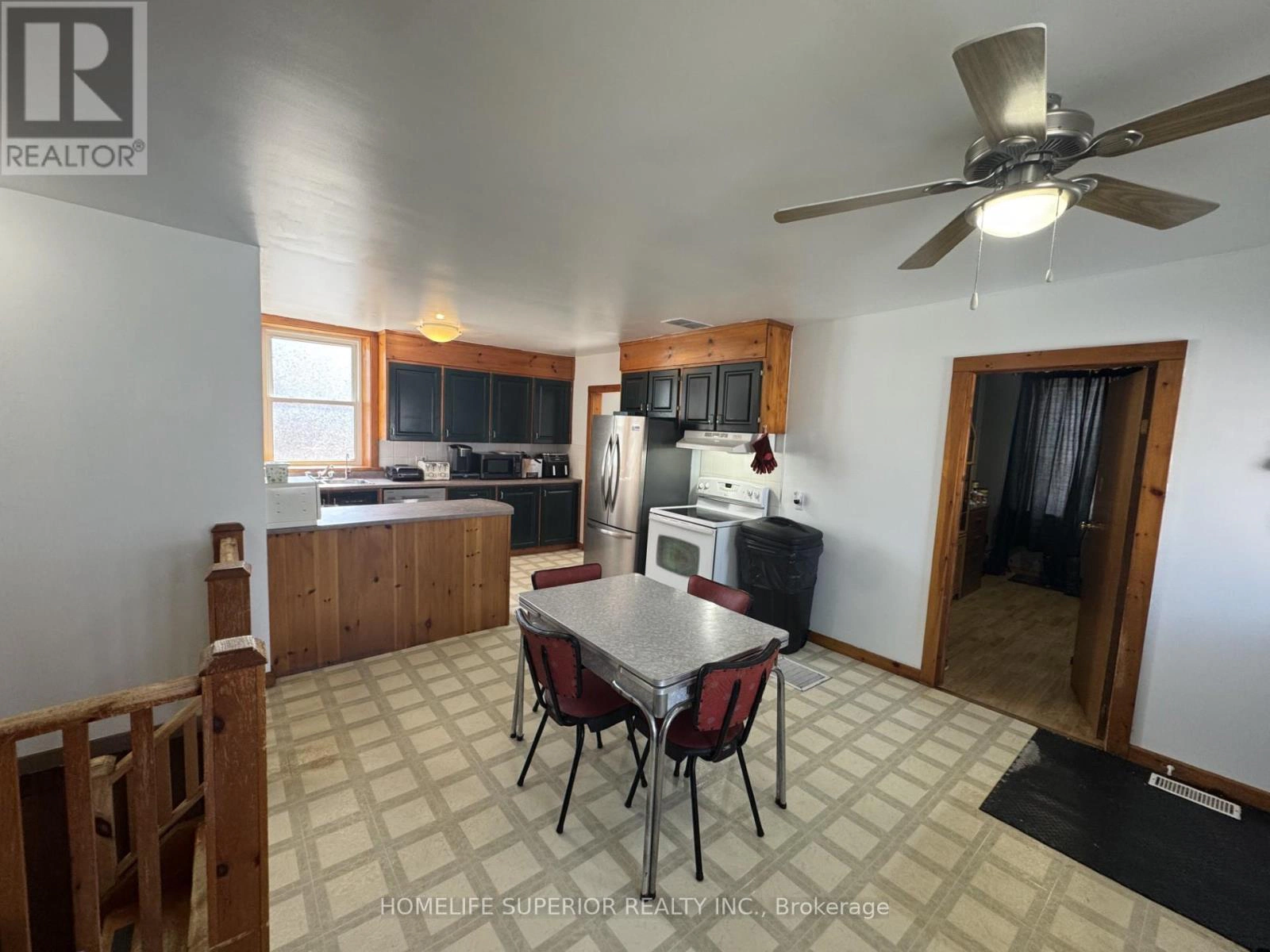 98 Paul Drive, Lanark Highlands, Ontario  K0G 1K0 - Photo 12 - X12399620