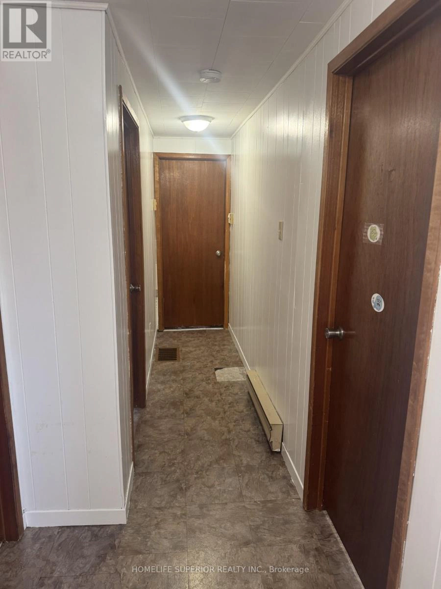 98 Paul Drive, Lanark Highlands, Ontario  K0G 1K0 - Photo 16 - X12399620