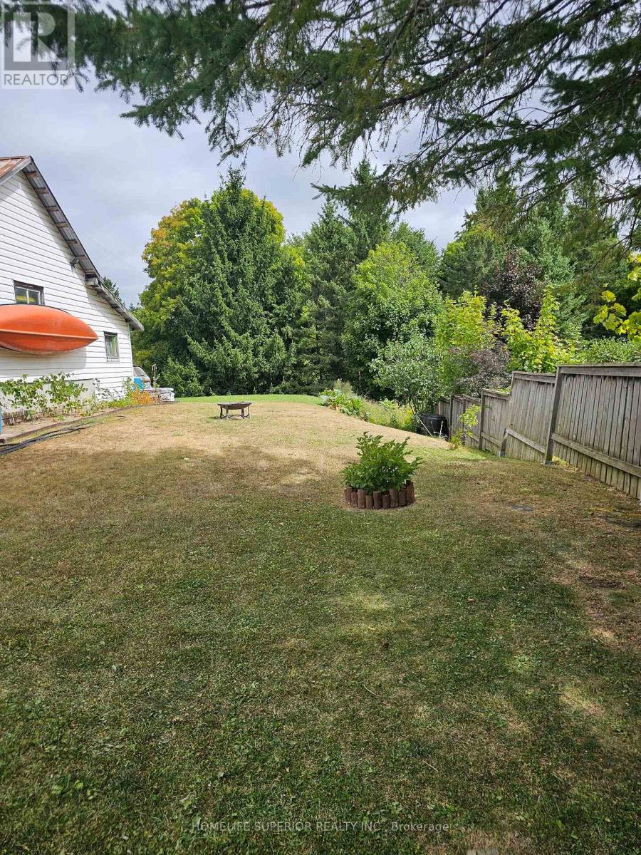 98 Paul Drive, Lanark Highlands, Ontario  K0G 1K0 - Photo 6 - X12399620