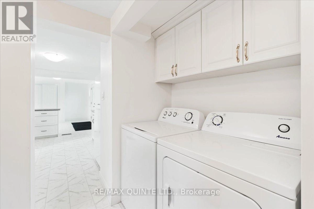 27 Purdy Street, Belleville, Ontario K8P 1Y8 - Photo 14 - X12555446