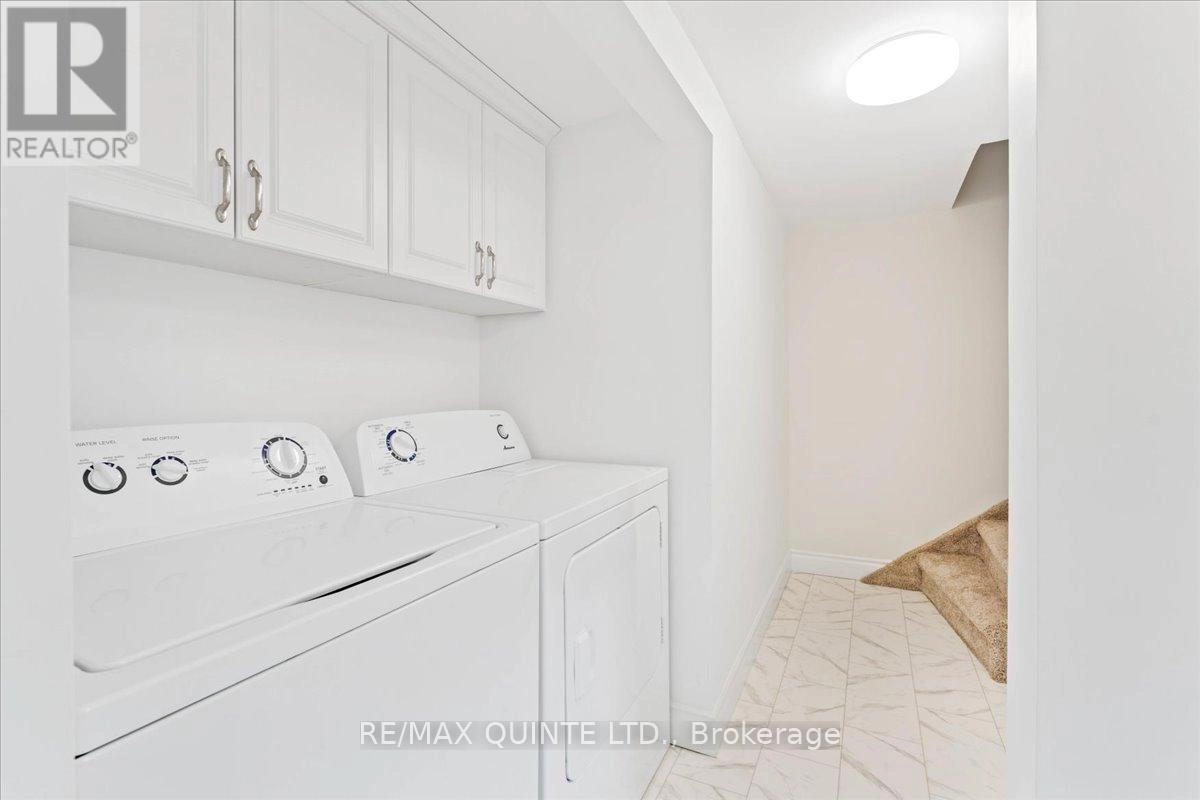 27 Purdy Street, Belleville, Ontario K8P 1Y8 - Photo 15 - X12555446