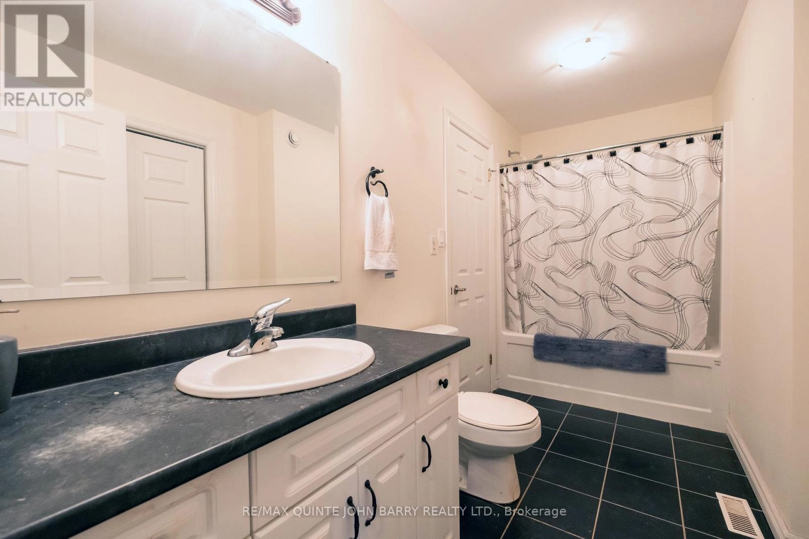 31 Cedar Creek Way, Quinte West, Ontario  K0K 2C0 - Photo 19 - X12563250