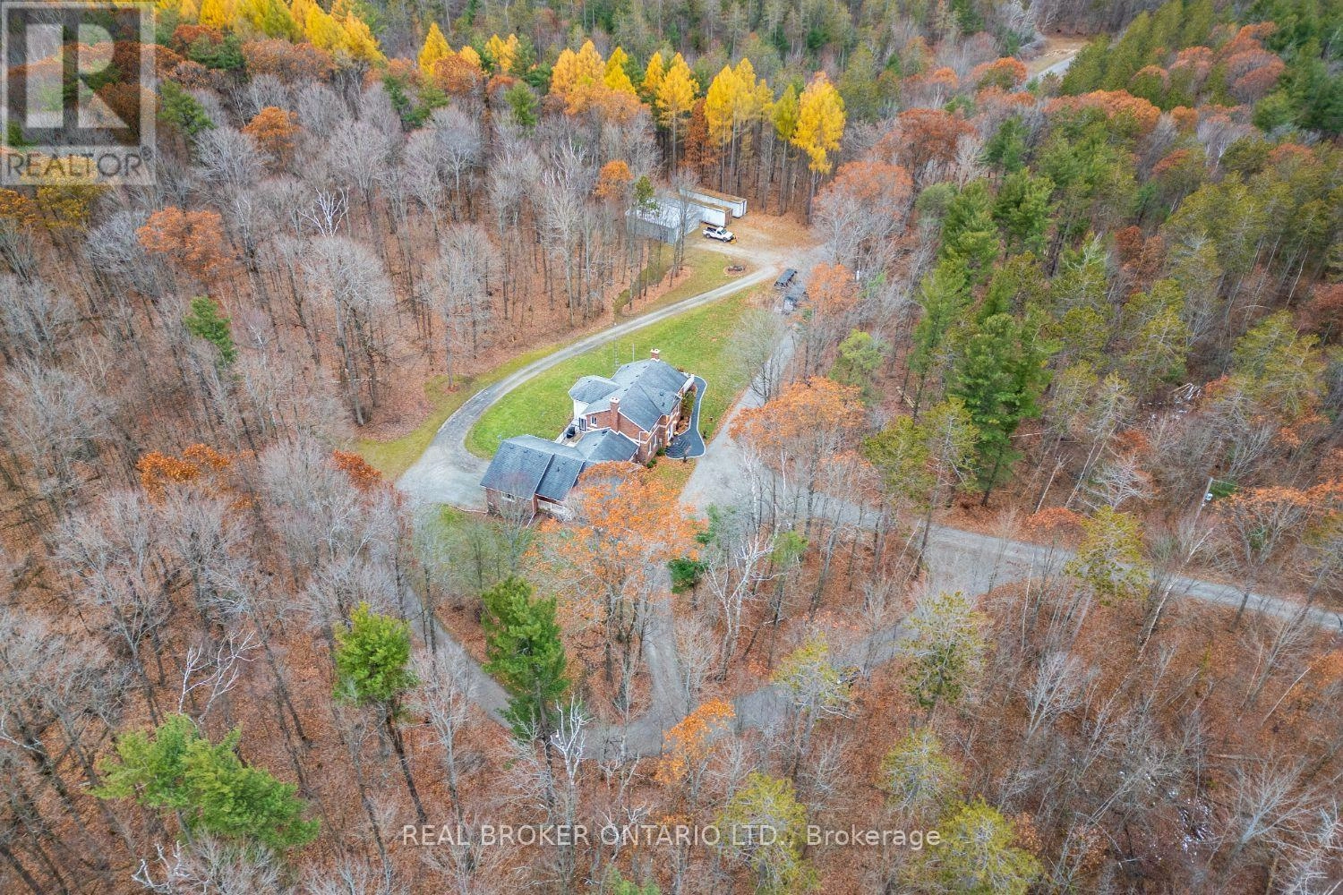 398 Sandy Hook Road, Kawartha Lakes, Ontario L0A 1K0 - Photo 2 - X12563490