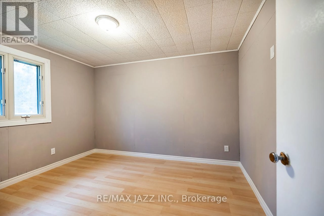 134 Day Drive, Kawartha Lakes, Ontario  L3V 6H5 - Photo 25 - X12568930