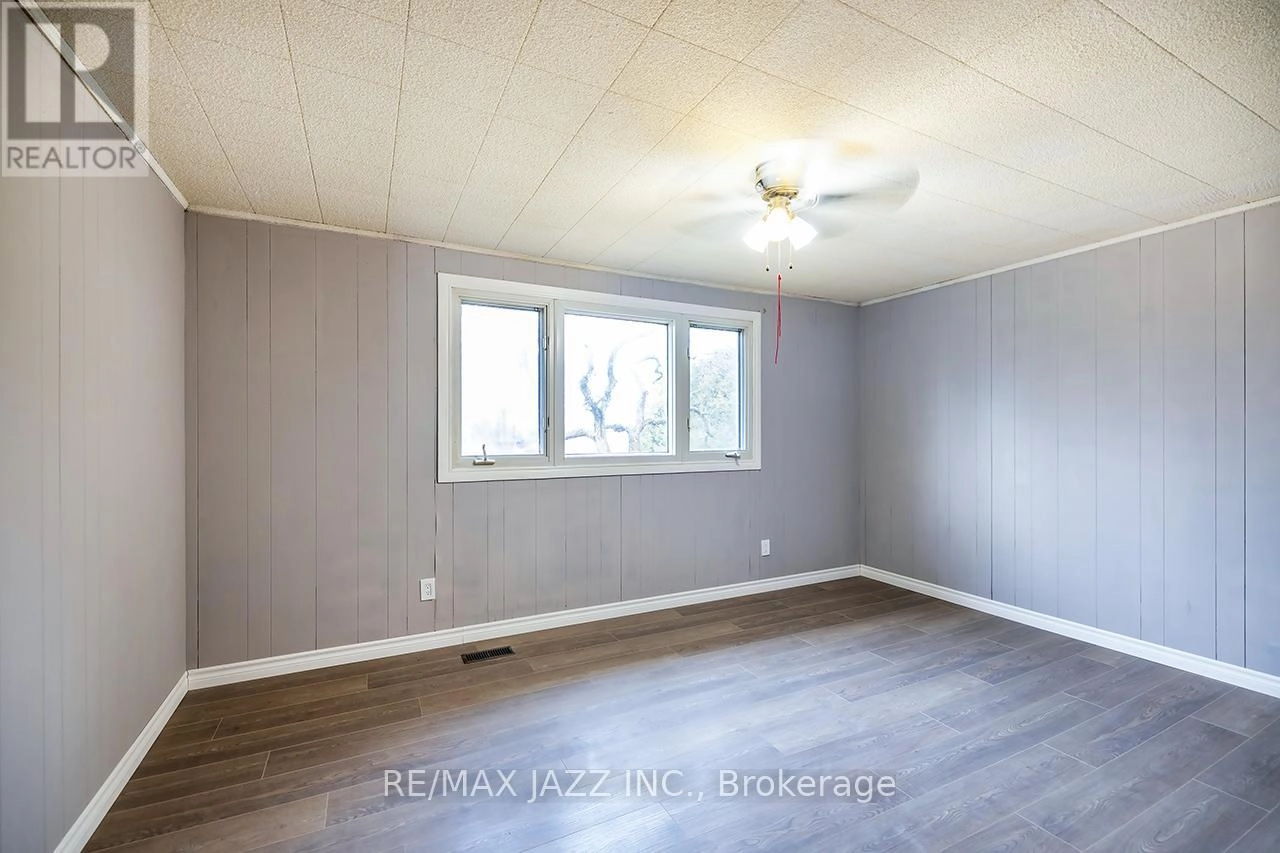 134 Day Drive, Kawartha Lakes, Ontario  L3V 6H5 - Photo 31 - X12568930