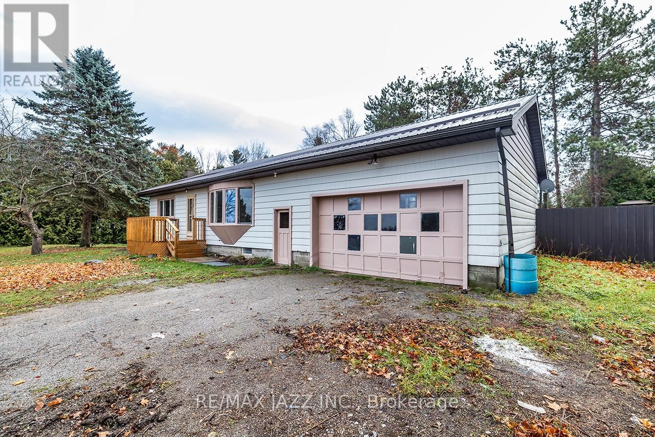 134 Day Drive, Kawartha Lakes, Ontario  L3V 6H5 - Photo 4 - X12568930