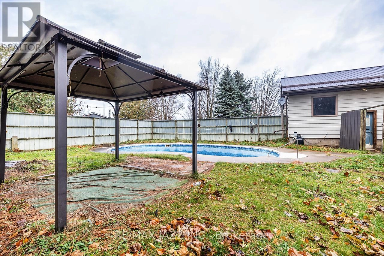 134 Day Drive, Kawartha Lakes, Ontario  L3V 6H5 - Photo 40 - X12568930