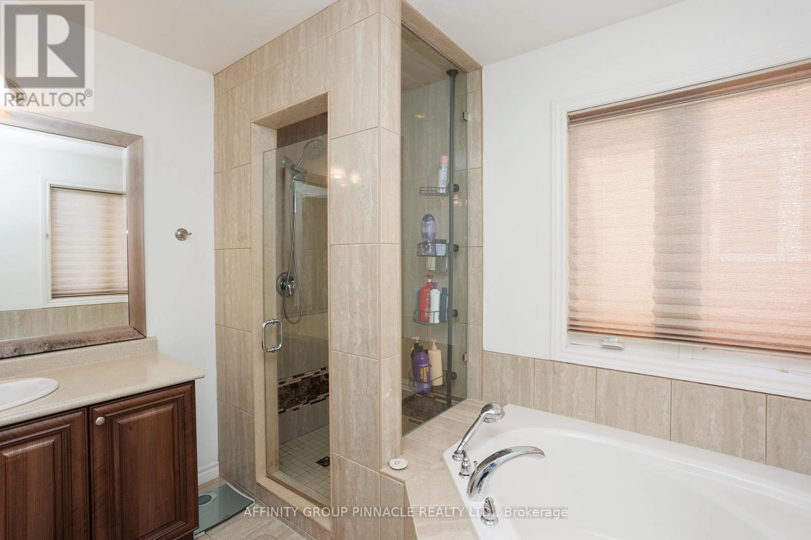 31 Ellis Crescent, Kawartha Lakes, Ontario  K9V 0A5 - Photo 25 - X12568208