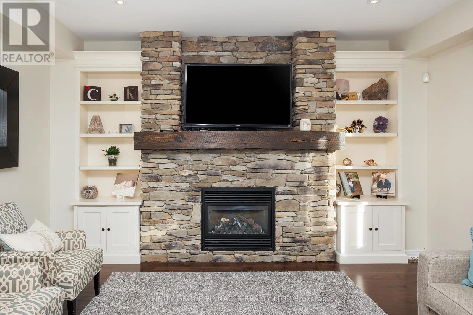 31 Ellis Crescent, Kawartha Lakes, Ontario  K9V 0A5 - Photo 14 - X12568208