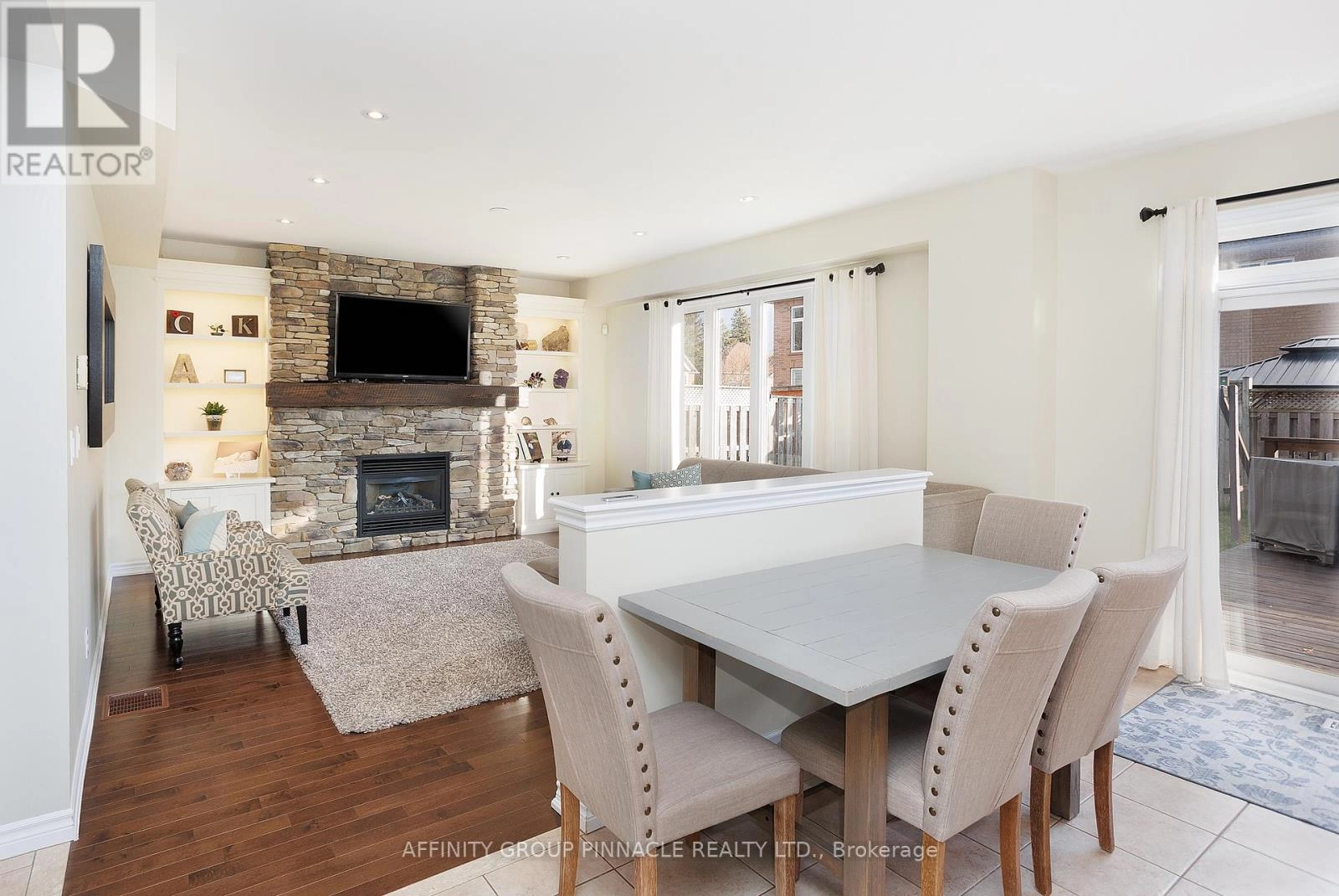 31 Ellis Crescent, Kawartha Lakes, Ontario  K9V 0A5 - Photo 18 - X12568208