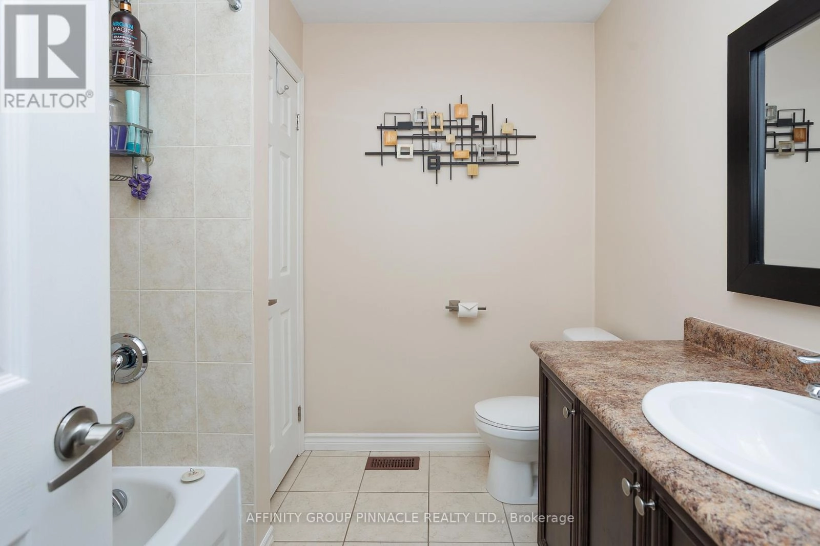 31 Ellis Crescent, Kawartha Lakes, Ontario  K9V 0A5 - Photo 31 - X12568208