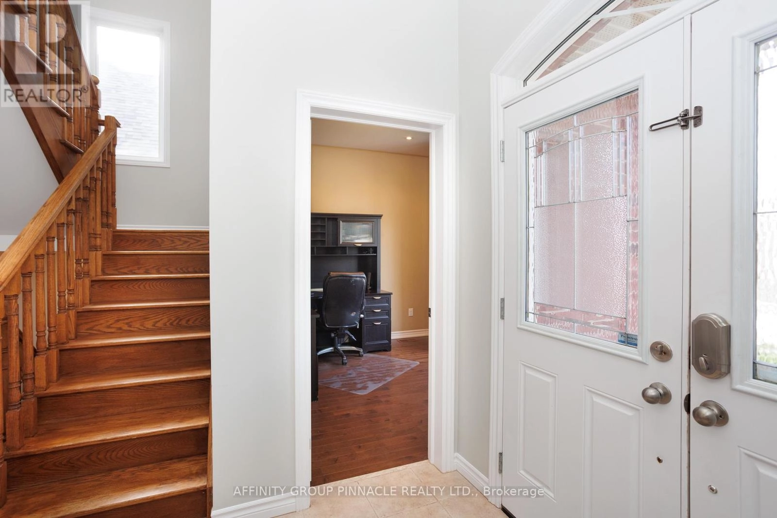 31 Ellis Crescent, Kawartha Lakes, Ontario  K9V 0A5 - Photo 35 - X12568208