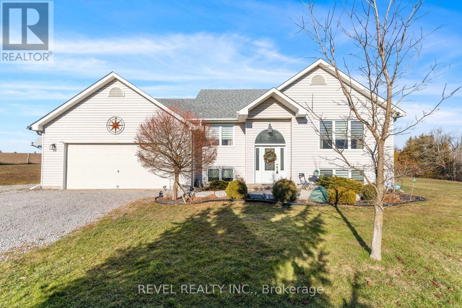 1578 Sturgeon Road, Kawartha Lakes, Ontario  K0M 1L0 - Photo 2 - X12576306