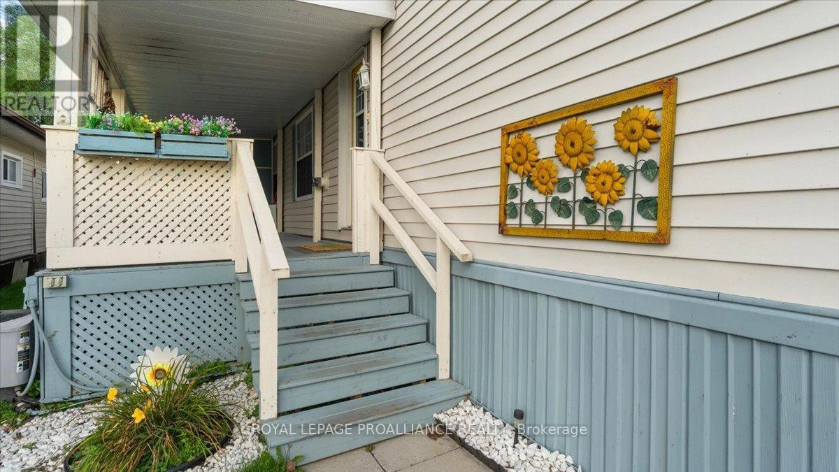 18 - 311 Dundas Street E, Quinte West, Ontario  K8V 1M1 - Photo 26 - X12578182