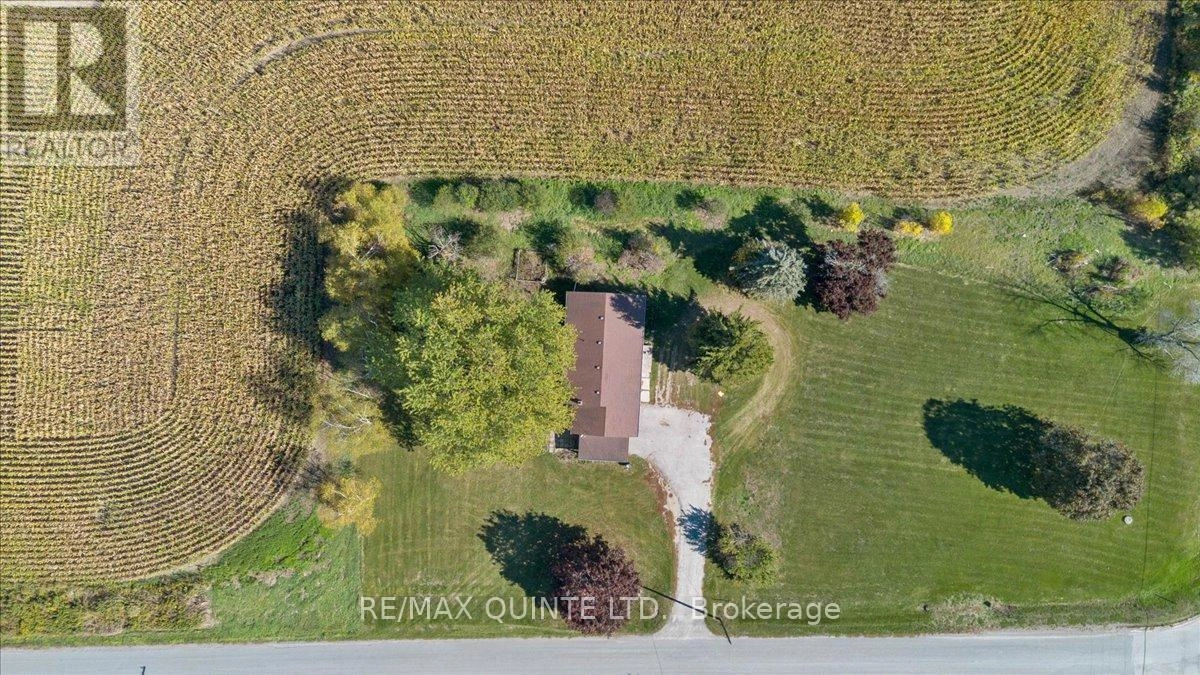 18 Conley Road, Prince Edward County, Ontario  K0K 1G0 - Photo 8 - X12582004