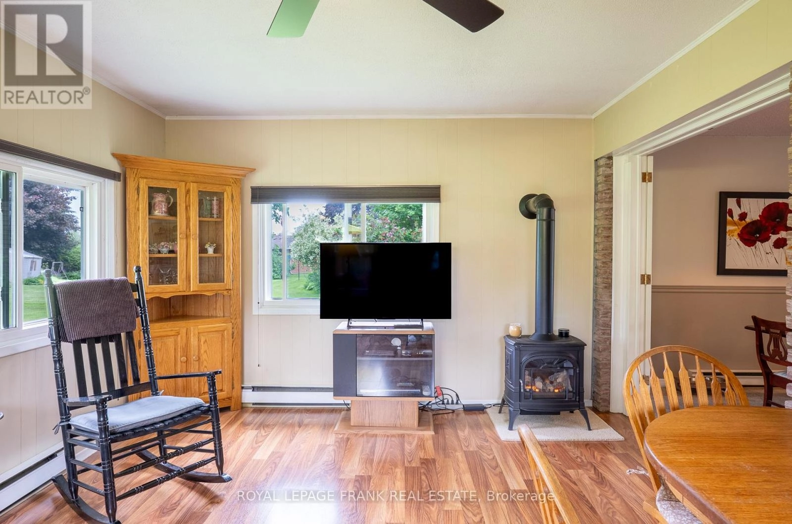 383 Old Surrey Lane, Kawartha Lakes, Ontario  K0M 1A0 - Photo 15 - X12594004