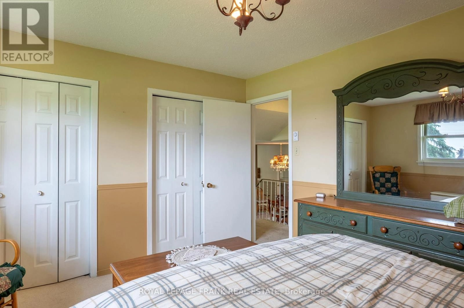 383 Old Surrey Lane, Kawartha Lakes, Ontario  K0M 1A0 - Photo 18 - X12594004