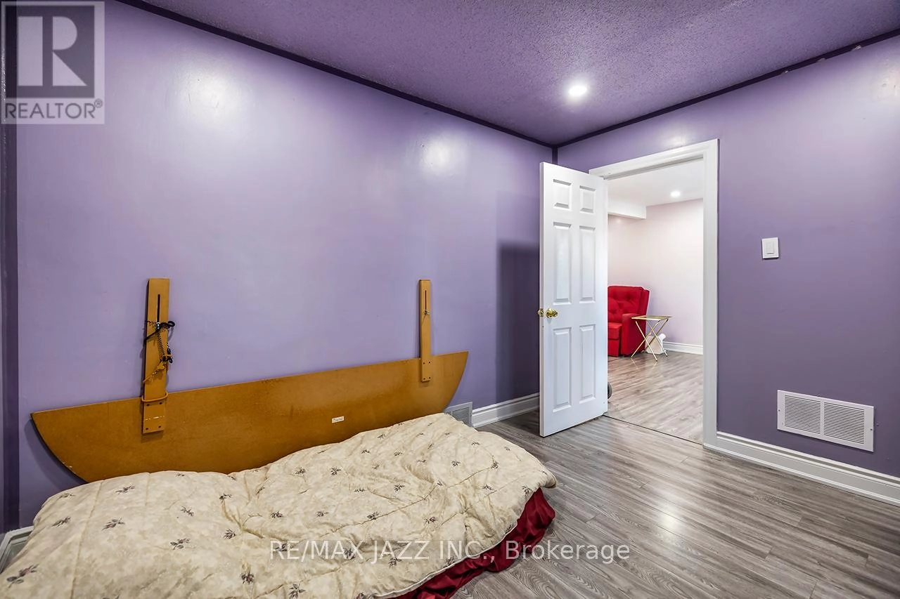 183 Conant Street, Oshawa, Ontario L1H 3R9 - Photo 10 - E12596922