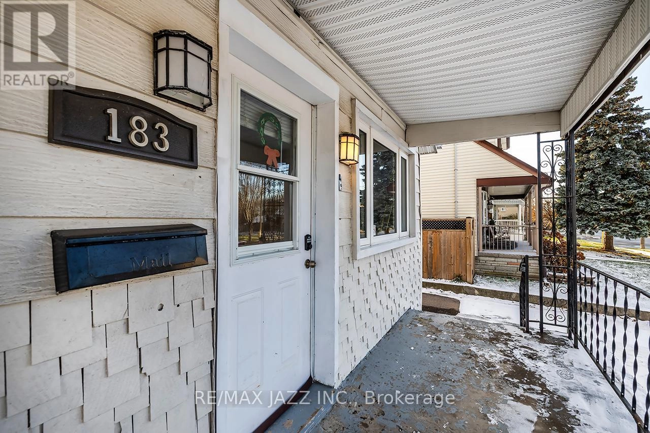 183 Conant Street, Oshawa, Ontario L1H 3R9 - Photo 3 - E12596922