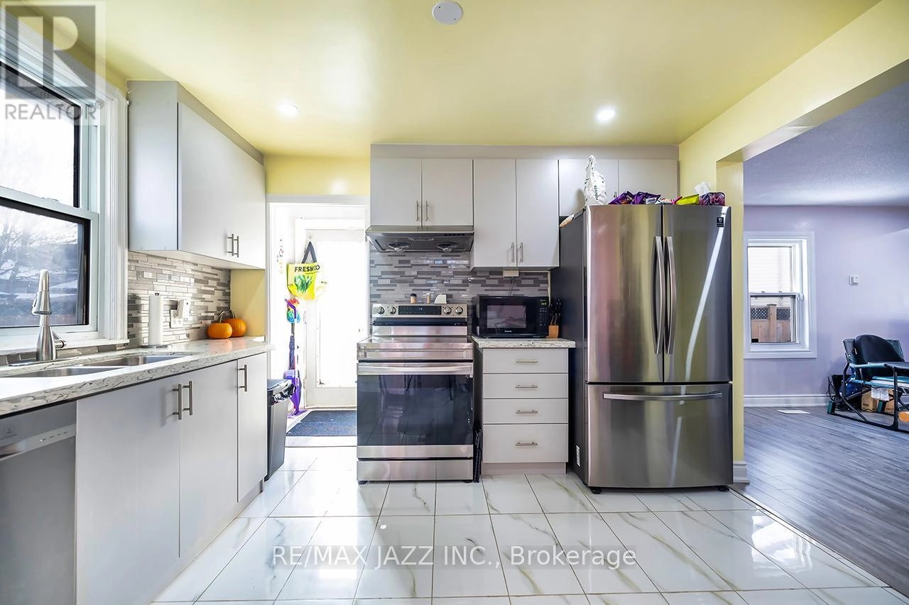 183 Conant Street, Oshawa, Ontario L1H 3R9 - Photo 18 - E12596922