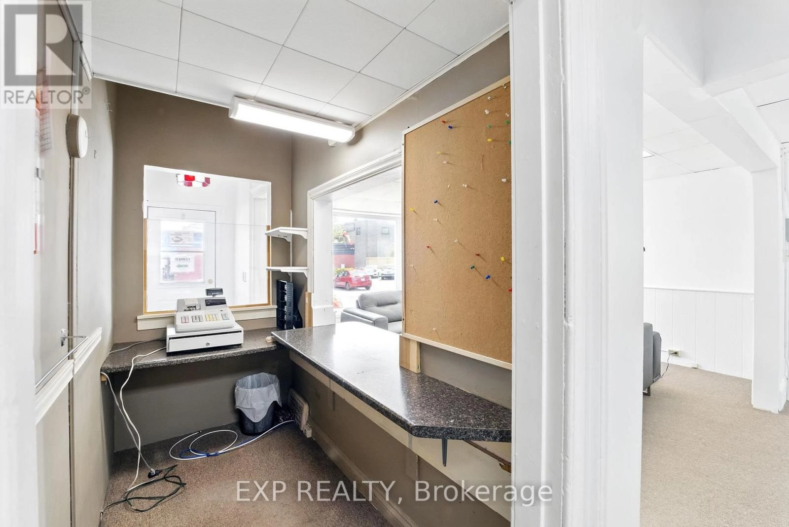 46 Covert Street, Cobourg, Ontario K9A 2L6 - Photo 13 - X12600314