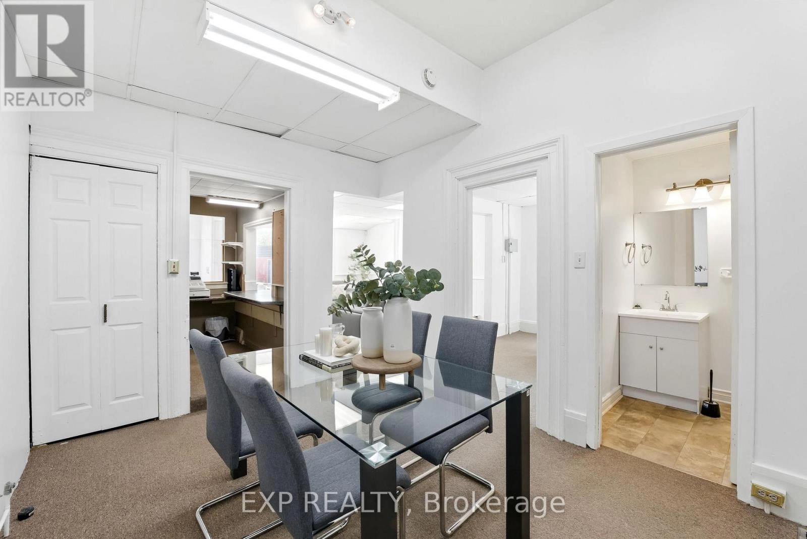 46 Covert Street, Cobourg, Ontario K9A 2L6 - Photo 15 - X12600314