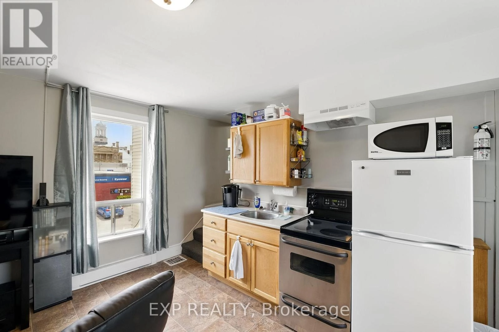 46 Covert Street, Cobourg, Ontario K9A 2L6 - Photo 27 - X12600314