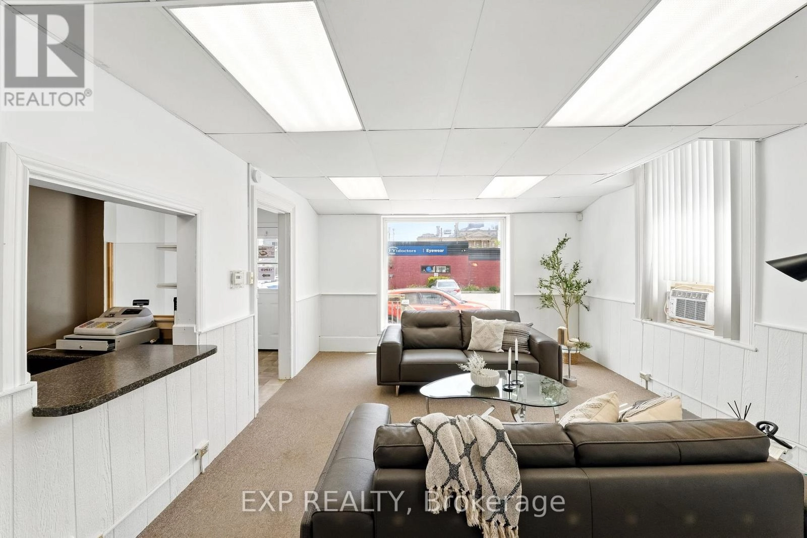 46 Covert Street, Cobourg, Ontario K9A 2L6 - Photo 7 - X12600314