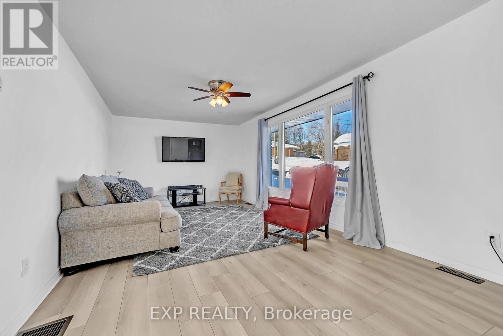 11 Concession Road, Quinte West, Ontario  K0K 2C0 - Photo 6 - X12601344