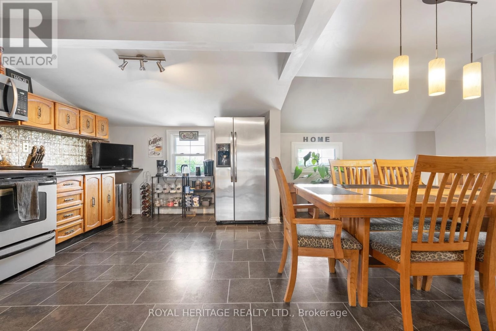 1984 Sturgeon Road, Kawartha Lakes, Ontario  K0M 1L0 - Photo 12 - X12320005