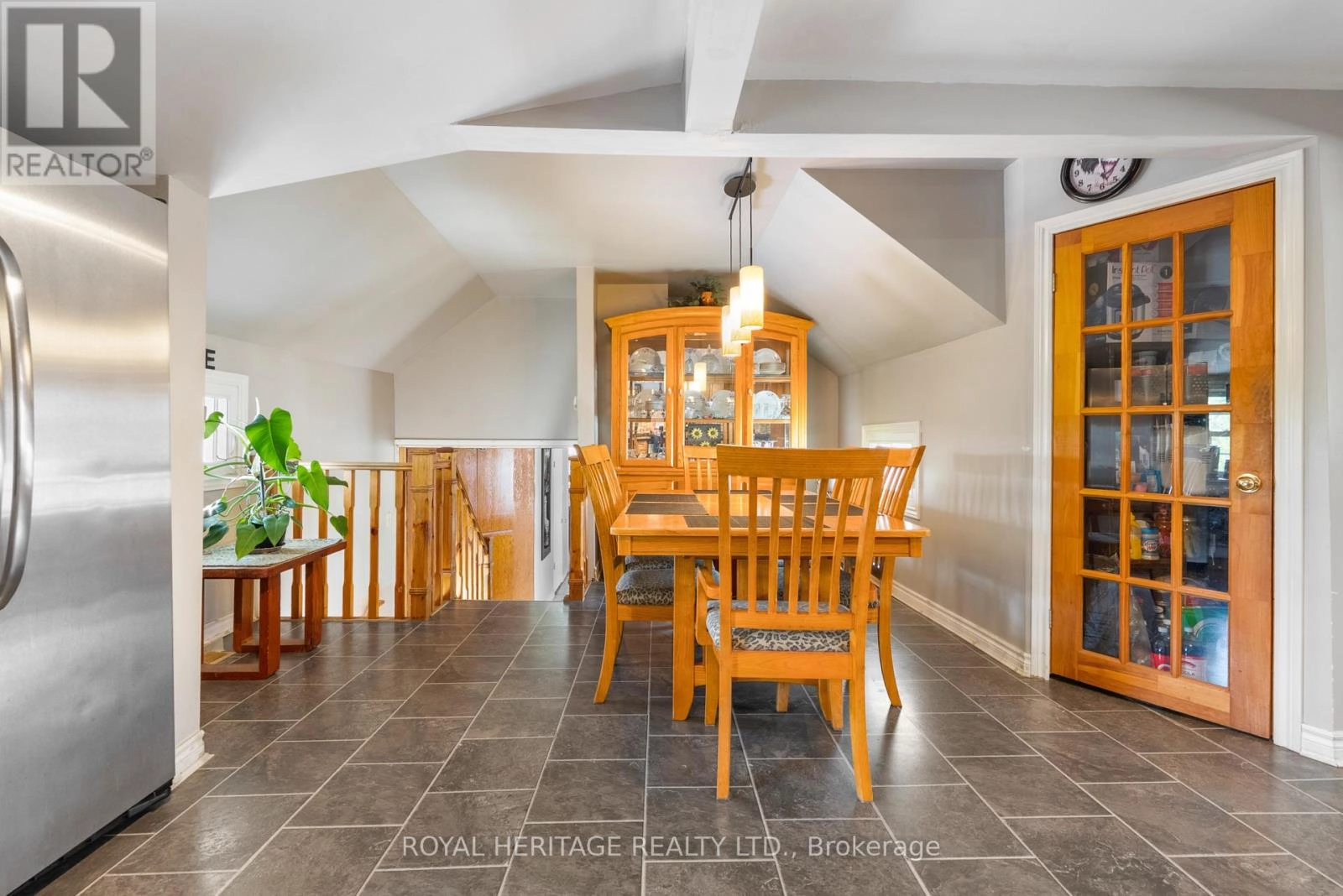 1984 Sturgeon Road, Kawartha Lakes, Ontario  K0M 1L0 - Photo 8 - X12320005