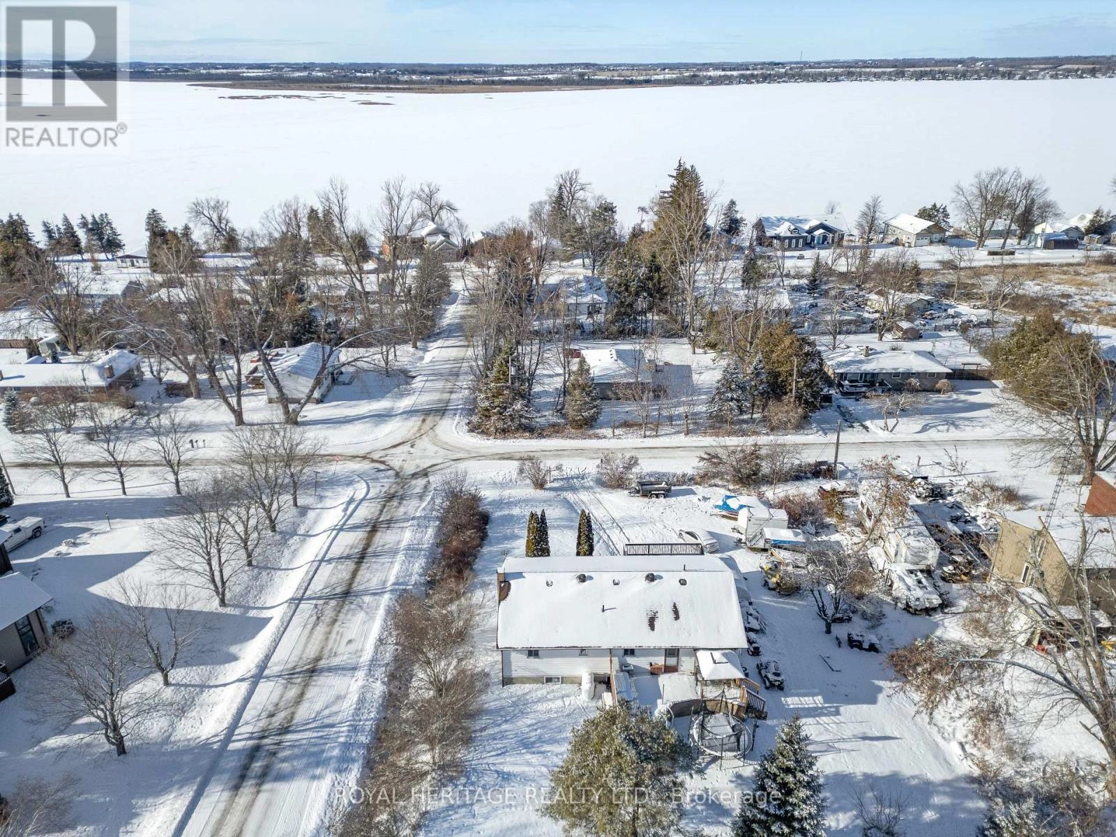 20 Buckhorn Road, Kawartha Lakes, Ontario  K9V 4R6 - Photo 3 - X12356913