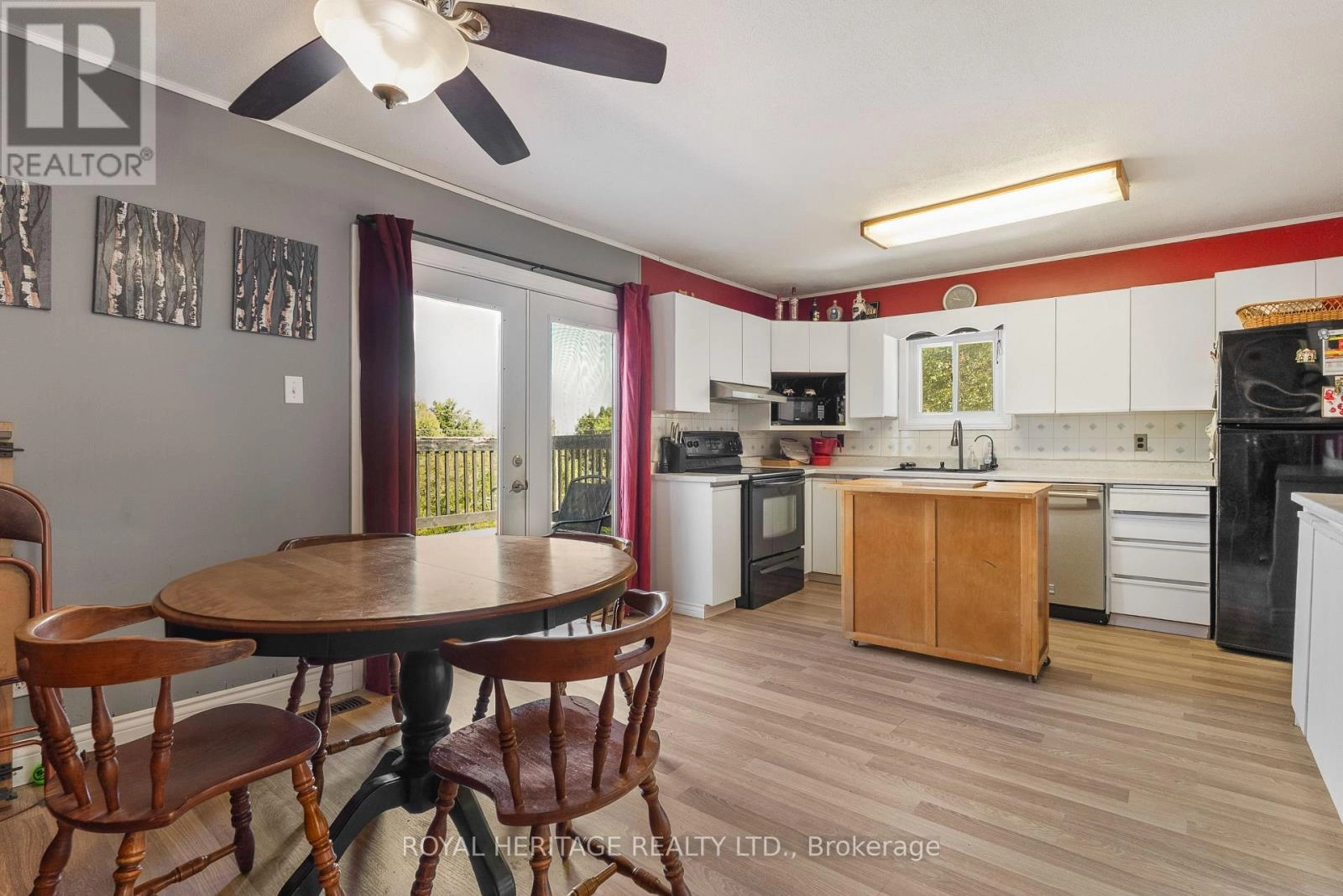 20 Buckhorn Road, Kawartha Lakes, Ontario  K9V 4R6 - Photo 8 - X12356913