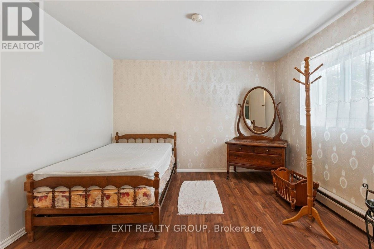 36 Valleyview Crescent, Belleville, Ontario  K8P 3G1 - Photo 13 - X12616562