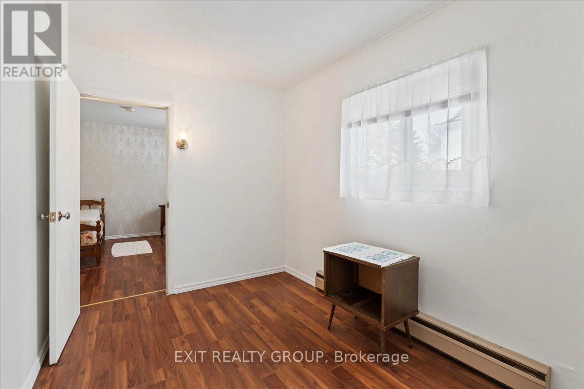 36 Valleyview Crescent, Belleville, Ontario  K8P 3G1 - Photo 15 - X12616562