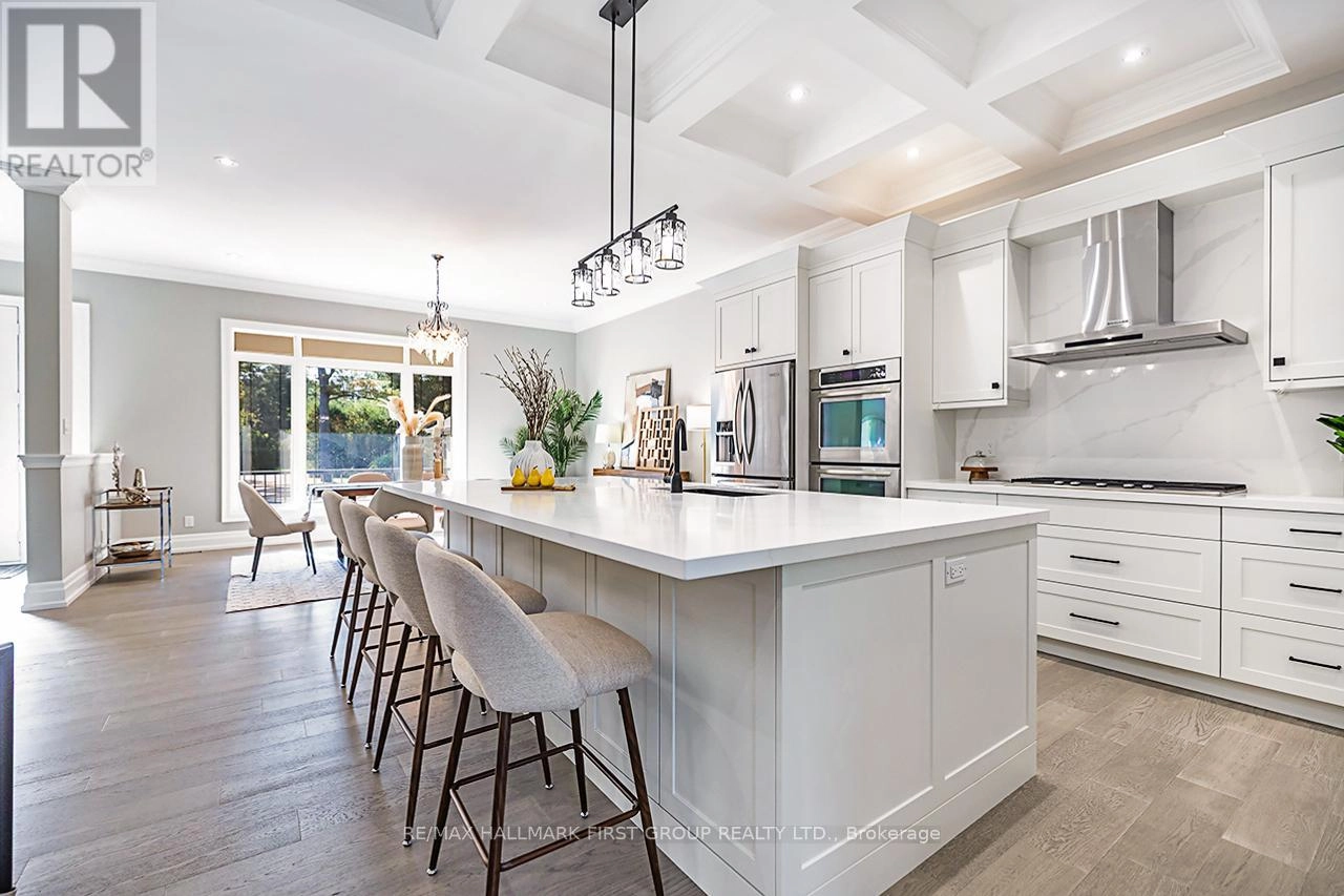 15 Shepherd Road, Whitby, Ontario L1M 1G8 - Photo 4 - E12616700