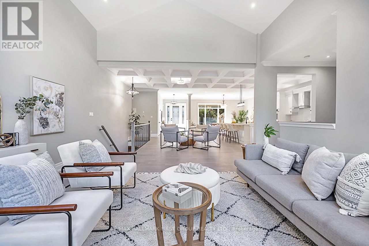 15 Shepherd Road, Whitby, Ontario L1M 1G8 - Photo 5 - E12616700